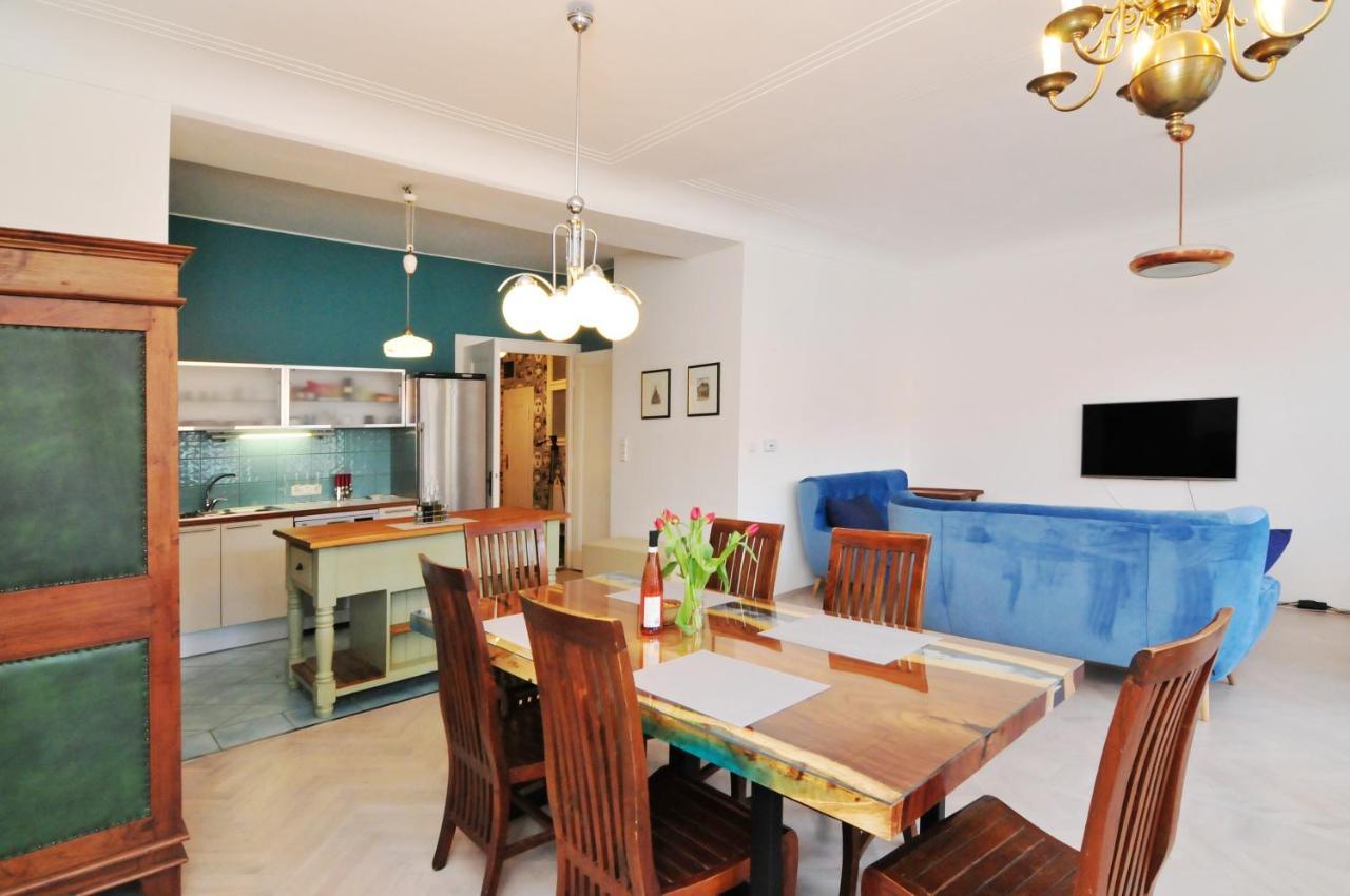 Old Town Cozy Luxury In Heart Of Apartmán